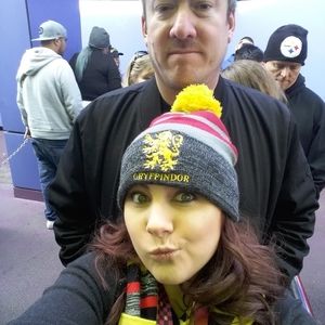 Meet your Posher, Elyse